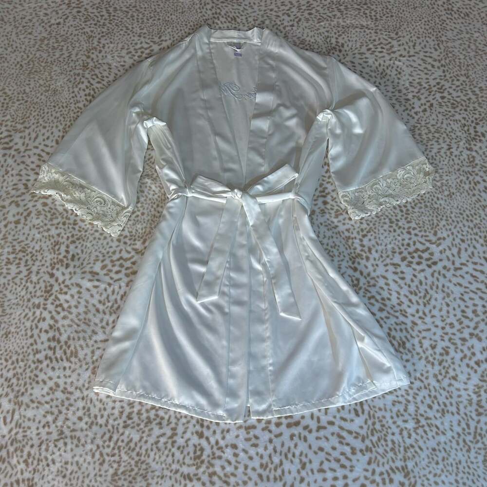 Secret Treasures  The Bride Short Satin Wrap Robe White